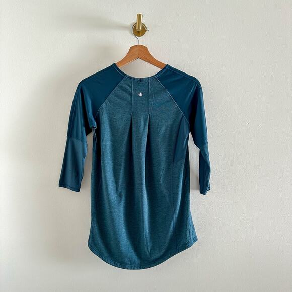 Lululemon Spin City Long Sleeve 1/4 Zip Top in Teal - Picture 2 of 7